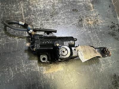 TRW/ROSS CASCADIA Steering Gear / Rack for a Freightliner CASCADIA