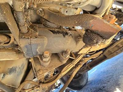 TRW/ROSS Hydrapower Steering Gear / Rack for a White WXLL Xpeditor