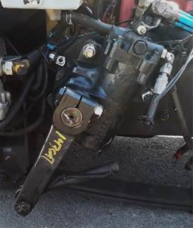 TRW/ROSS TAS55016A Steering Gear / Rack for a Freightliner MT55 Chassis