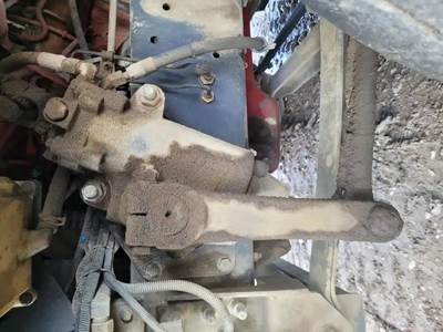 TRW/ROSS TAS55016A Steering Gear / Rack for a Freightliner MT55 Chassis