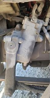 TRW/ROSS TAS55016A Steering Gear / Rack for a Freightliner MT55 Chassis