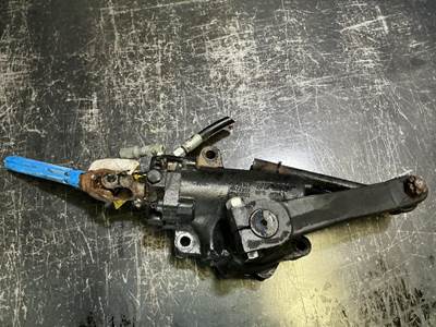 TRW/ROSS TAS55016A Steering Gear / Rack for a Freightliner MT55 Chassis