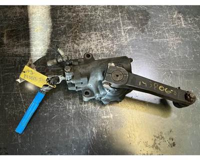 TRW/ROSS TAS55016A Steering Gear / Rack for a Freightliner MT55 Chassis