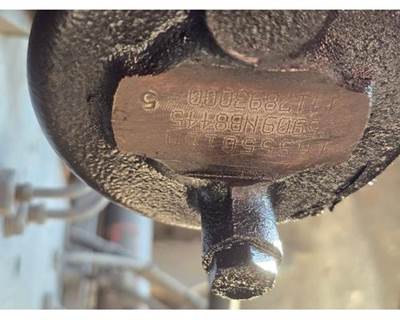 TRW/ROSS TAS55016A Steering Gear / Rack for a Freightliner MT-55