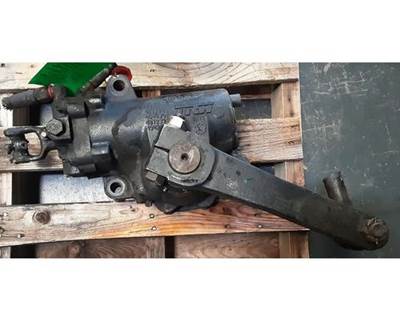 TRW/ROSS TAS55016A Steering Gear / Rack for a Freightliner MT55 Chassis