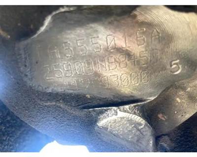 TRW/ROSS TAS55016A Steering Gear / Rack for a Freightliner MT55 Chassis