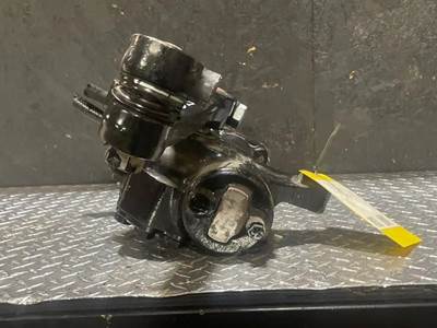 TRW/ROSS THP60004A Steering Gear / Rack for a Volvo VNL670