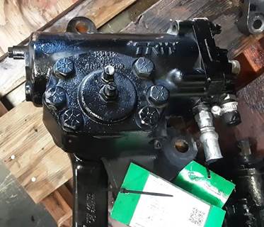 TRW/ROSS THP60004A Steering Gear / Rack for a Volvo VNL