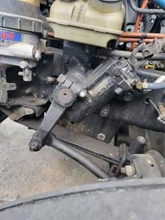 TRW/ROSS THP60010 Steering Gear / Rack for a Freightliner Cascadia 125