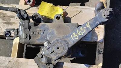 TRW/ROSS THP60010 Steering Gear / Rack for a Freightliner Cascadia 125