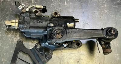 TRW/ROSS THP60010 Steering Gear / Rack for a Freightliner Cascadia 113