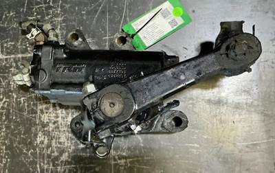 TRW/ROSS THP60010 Steering Gear / Rack for a Freightliner Cascadia 113