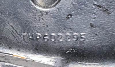 TRW/ROSS THP60010 Steering Gear / Rack for a Freightliner Cascadia 113