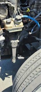 TRW/ROSS THP60010 Steering Gear / Rack for a Freightliner Cascadia 125