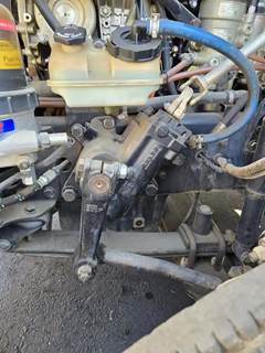 TRW/ROSS THP60010 Steering Gear / Rack for a Freightliner Cascadia 125