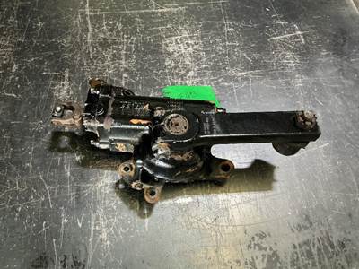 TRW/ROSS THP60010 Steering Gear / Rack for a Freightliner COLUMBIA 112