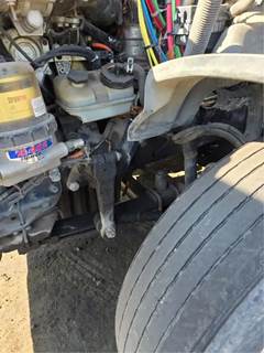 TRW/ROSS THP60010 Steering Gear / Rack for a Freightliner Cascadia 113