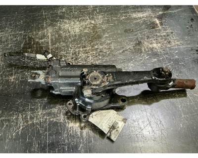 TRW/ROSS THP60010 Steering Gear / Rack for a Freightliner Cascadia 125
