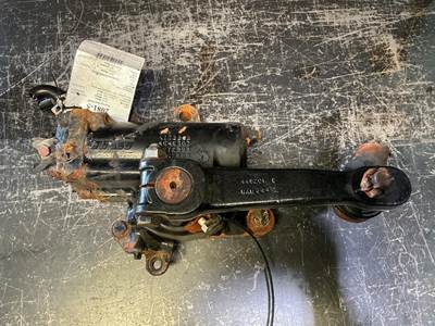 TRW/ROSS THP60010A Steering Gear / Rack for a Freightliner Cascadia 113
