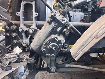 TRW/ROSS VNL Steering Gear / Rack for a Volvo VNL