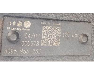 ZF 8095955232 Steering Gear / Rack for a Workhorse Custom Chassis W62