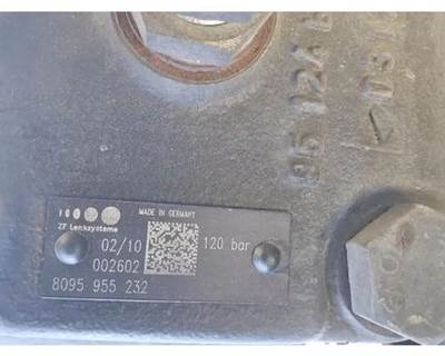 ZF 8095955232 Steering Gear / Rack for a Workhorse Custom Chassis W62