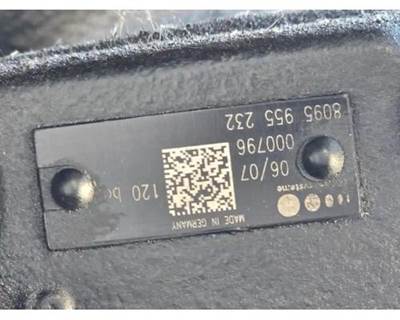 ZF 8095955232 Steering Gear / Rack for a Workhorse Custom Chassis W62