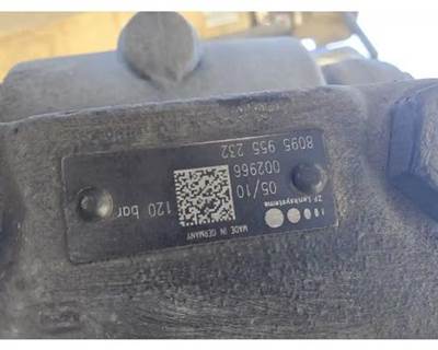 ZF 8095955232 Steering Gear / Rack for a Workhorse Custom Chassis W62