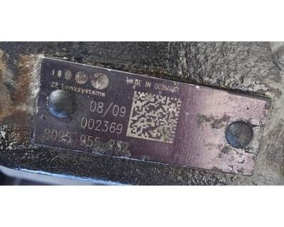 ZF 8095955232 Steering Gear / Rack for a Workhorse W62