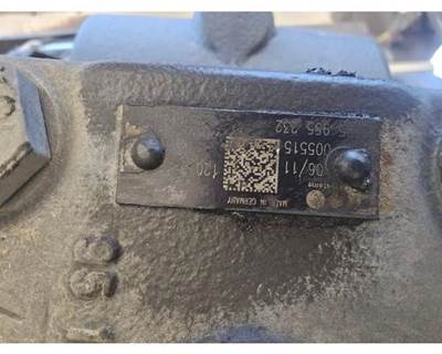 ZF 8095955232 Steering Gear / Rack for a Workhorse W62