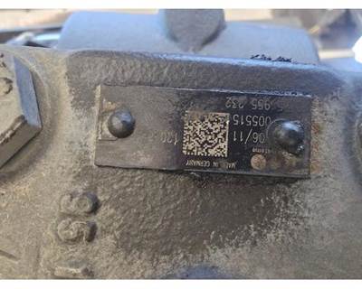 ZF 8095955232 Steering Gear / Rack for a Workhorse W62