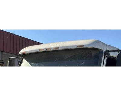 Volvo VNL64T Sun Visor for a Volvo VNL