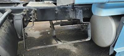 Freightliner AIRLINER Suspension Parts for a Freightliner Cascadia 125