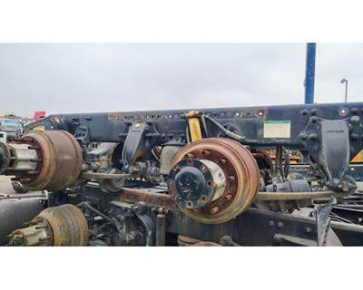 Freightliner FAS II Airliner Suspension Parts for a Freightliner Cascadia 125