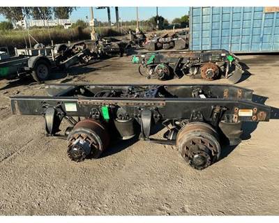 Freightliner FAS II Airliner Suspension Parts for a Freightliner Cascadia 125