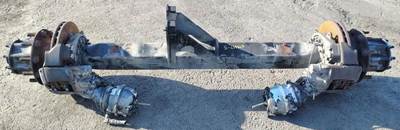 Meritor-Rockwell MR20005 Tag / Pusher Axle for a Mack CXU633T