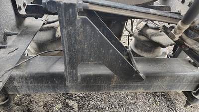 Meritor-Rockwell MR20005 Tag / Pusher Axle