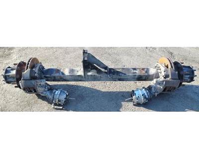 Meritor-Rockwell MR20005 Tag / Pusher Axle for a Mack CXU633T