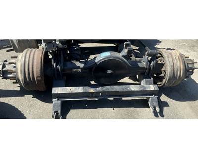 Spicer S20-045B Tag / Pusher Axle
