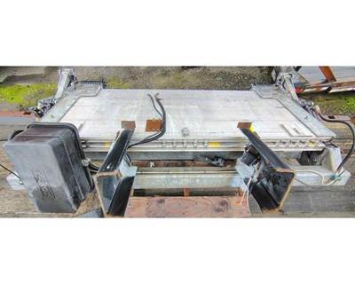 Maxon GPTLR - TUKAWAY Tailgate / Decklid for a Freightliner M2 106