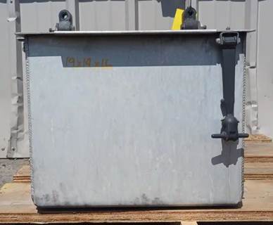 Freightliner Cascadia 113 Tool Box