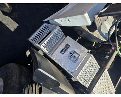 Freightliner Cascadia 125 Tool Box