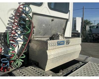 Freightliner Cascadia 125 Tool Box