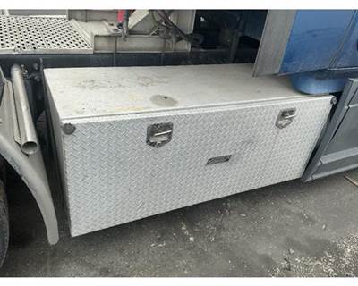 Freightliner Cascadia Tool Box