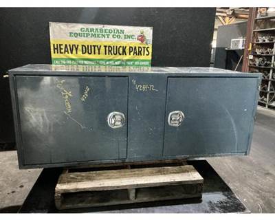 International 7600 Tool Box