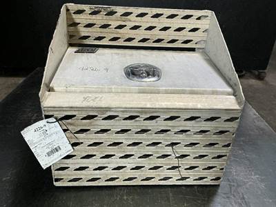 International 9200i Tool Box