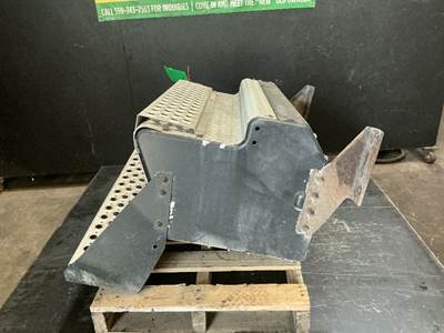 Kenworth T660 Tool Box