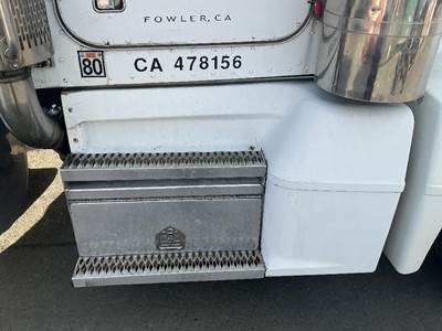 Peterbilt 377 Tool Box