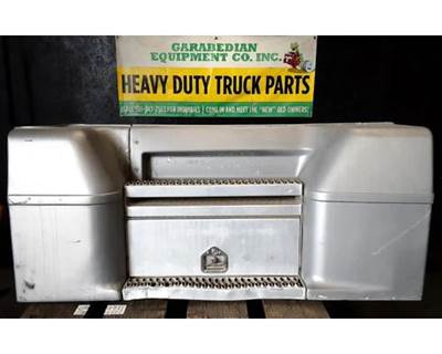 Peterbilt 377 Tool Box
