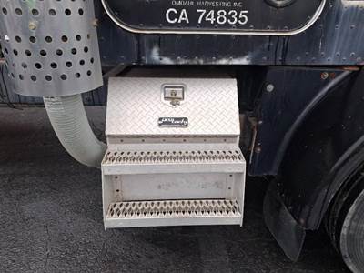 Peterbilt 378 Tool Box